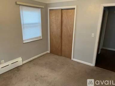 Main picture of 3017 Algonquin Pkwy