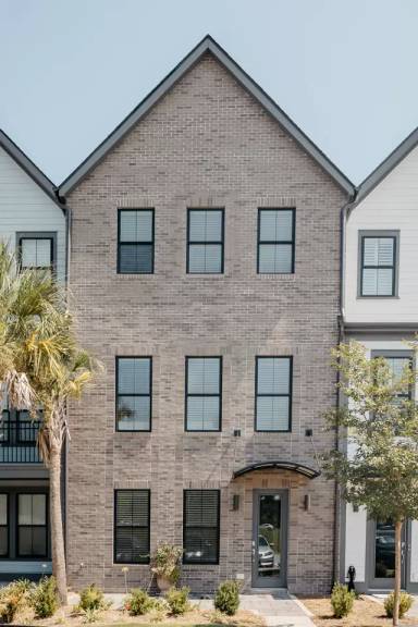 Main picture of 1632 Florentia St