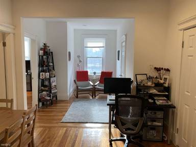 Main picture of 64 Queensberry St