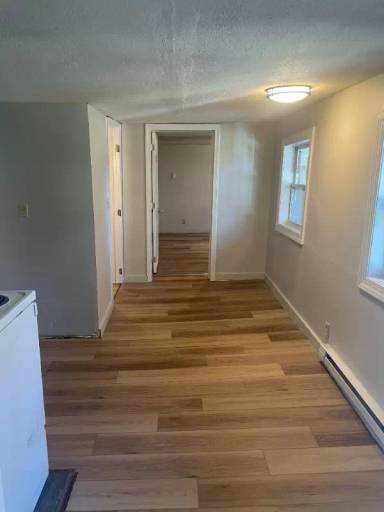 Main picture of 35 Spring St