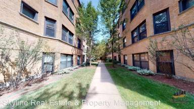 Main picture of 7637 N Greenview Ave