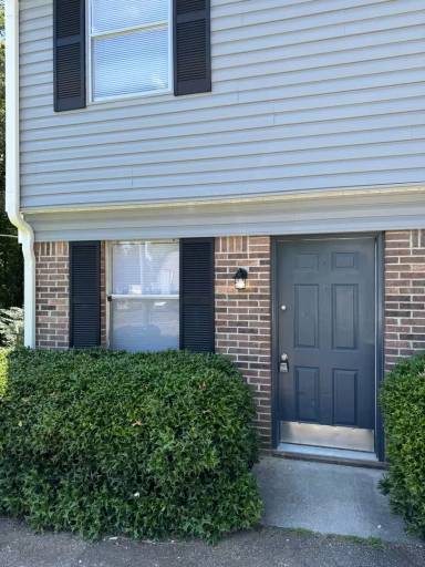 Main picture of 1511 Rustic Dr NW