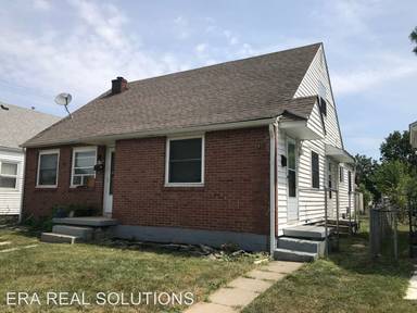 Main picture of 260 S Powell Ave