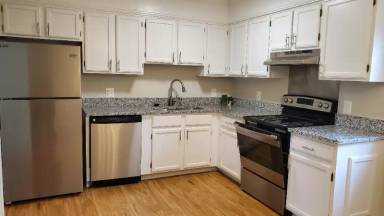 Main picture of 5 Talcon Ct