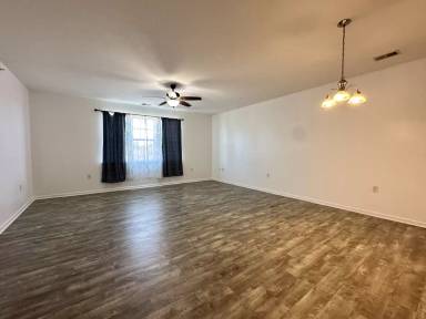 Main picture of 5317 Warminster Dr