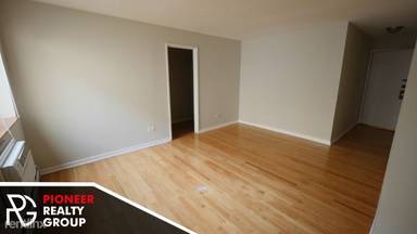 Main picture of 510 W Briar Pl