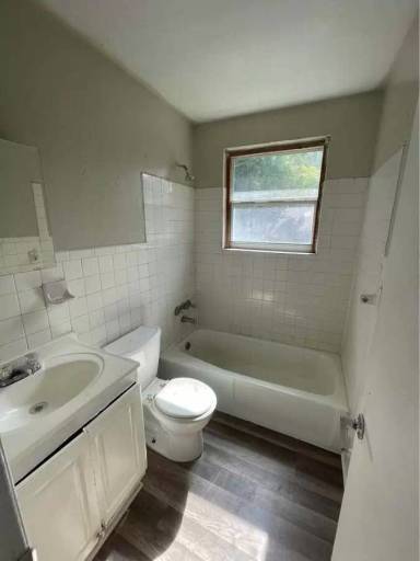 Main picture of 1624 W 36th St