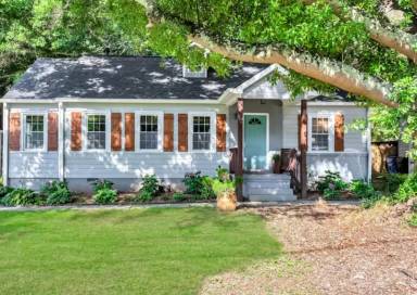 Main picture of 1865 Sylvan Ridge Dr SW