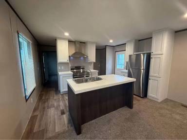 Main picture of 501 Hallmark Blvd