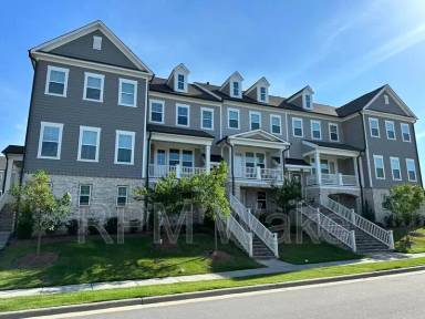 Main picture of 130 Mazarin Ln
