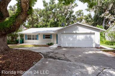 Main picture of 1730 N County Road 19A