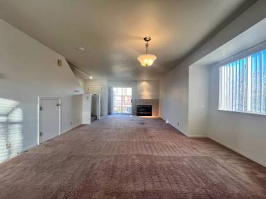 Main picture of 1118 Pear Tree Ln