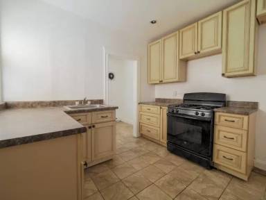 Main picture of 39 Xx Dungan St