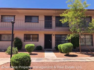 Main picture of 615 S Royal Crest Cir