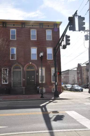 Main picture of 300 Cooper St