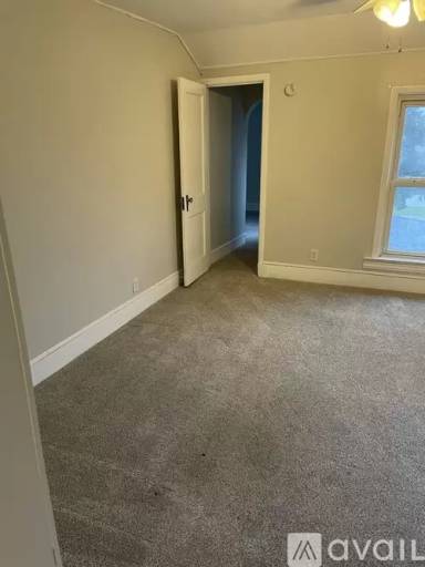 Main picture of 123 1st Ave NW