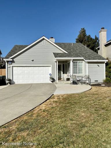 Main picture of 218 Clearbrook Ct