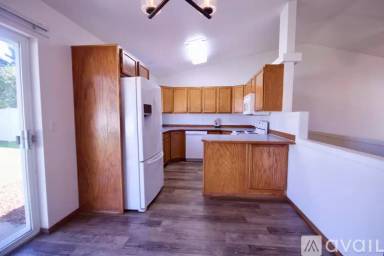 Main picture of 2033 W Hampson Ave
