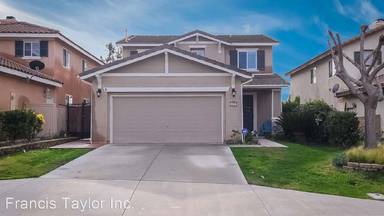 Main picture of 1245 Avenida Fragata