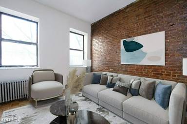 Main picture of 59 E 3rd St
