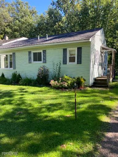 Main picture of 50 N Cove Rd