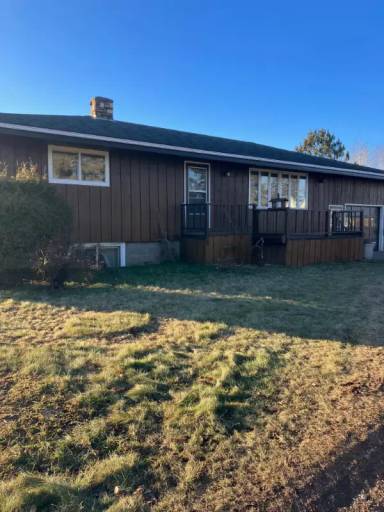 Main picture of 902 5th Ave