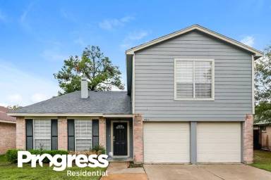 Main picture of 4911 Larksong Ln