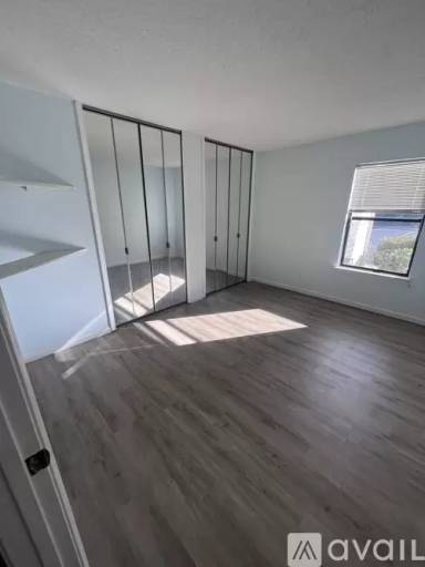 Main picture of Spyglass Point Condominiums