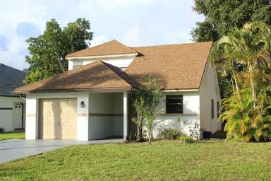 Main picture of 84 Magnolia Cir