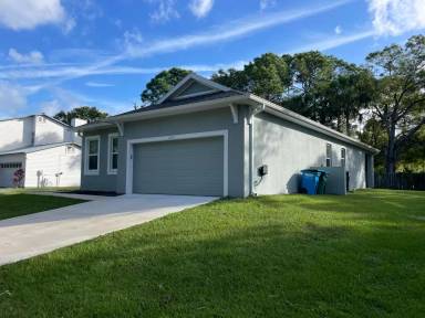 Main picture of 262 Jeannie Dr
