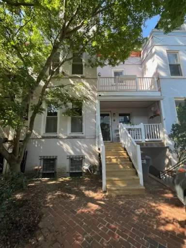 Main picture of 1646 Newton St NW