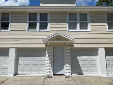 Main picture of 3935 18th Ave S
