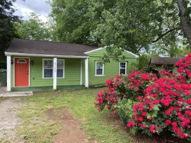 Main picture of 2137 Atkins Dr NW