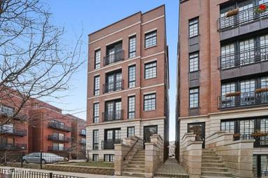 Main picture of 1314 N Wicker Park Ave