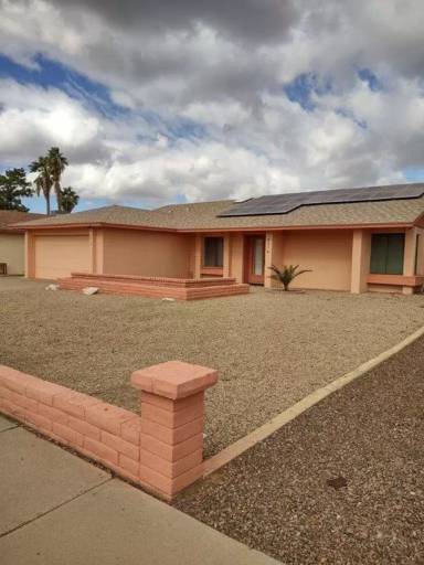Main picture of 4014 W Christy Dr