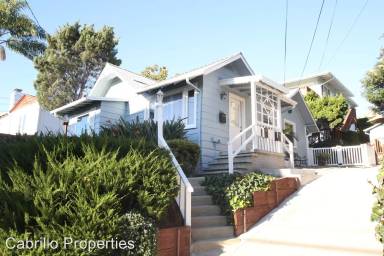 Main picture of 1784 Linwood St