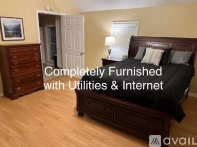 Main picture of 101 Maple St