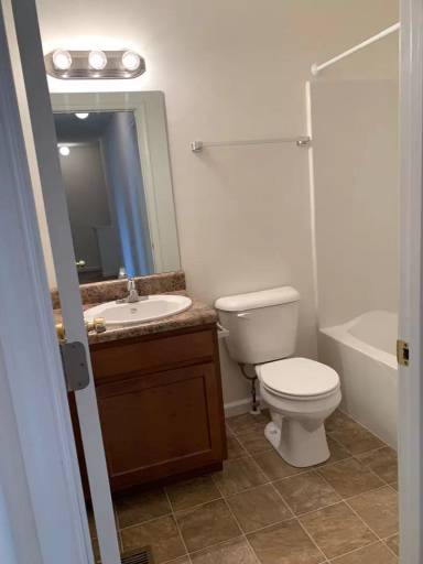 Main picture of 20 Station Ln NE