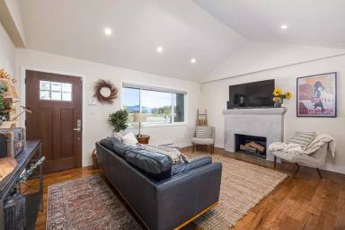 Main picture of 400 Redondo Beach Rd