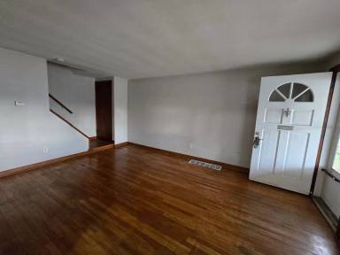 Main picture of 804 Veronica Dr