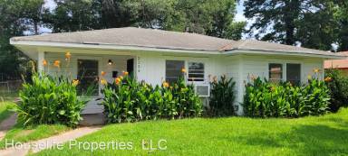 Main picture of 2134 W College St