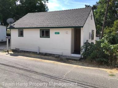Main picture of 18491 Rozier Ave