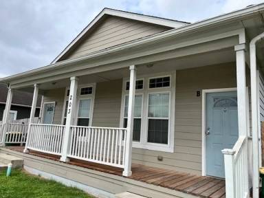 Main picture of 203 Palmwood Dr