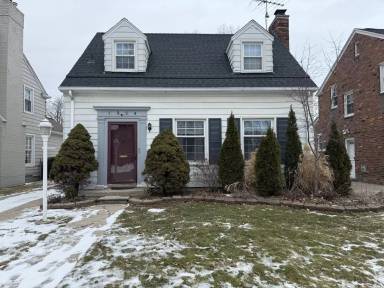 Main picture of 1324 Roslyn Rd