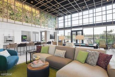 Main picture of 50 Hichborn St