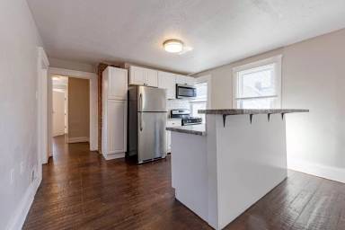 Main picture of 5501 Bridge Ave