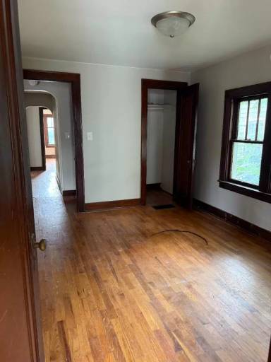 Main picture of 609 S Pennsylvania Ave