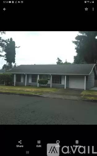Main picture of 9024 N Gilbert Pl