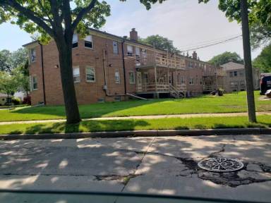 Main picture of 7800 W Lisbon Ave