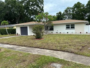 Main picture of 13583 Imperial Grove Dr N
